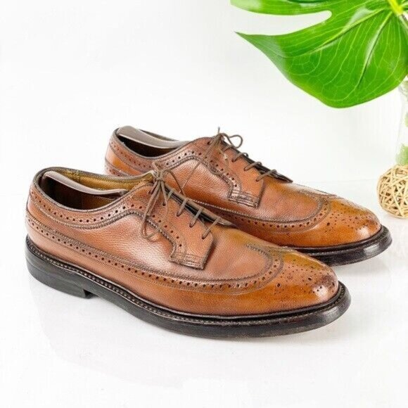 Florsheim Other - VTG Florsheim Imperial Mens Oxford 93602 Size 9 B Brown Wingtip Kenmoor VCleat